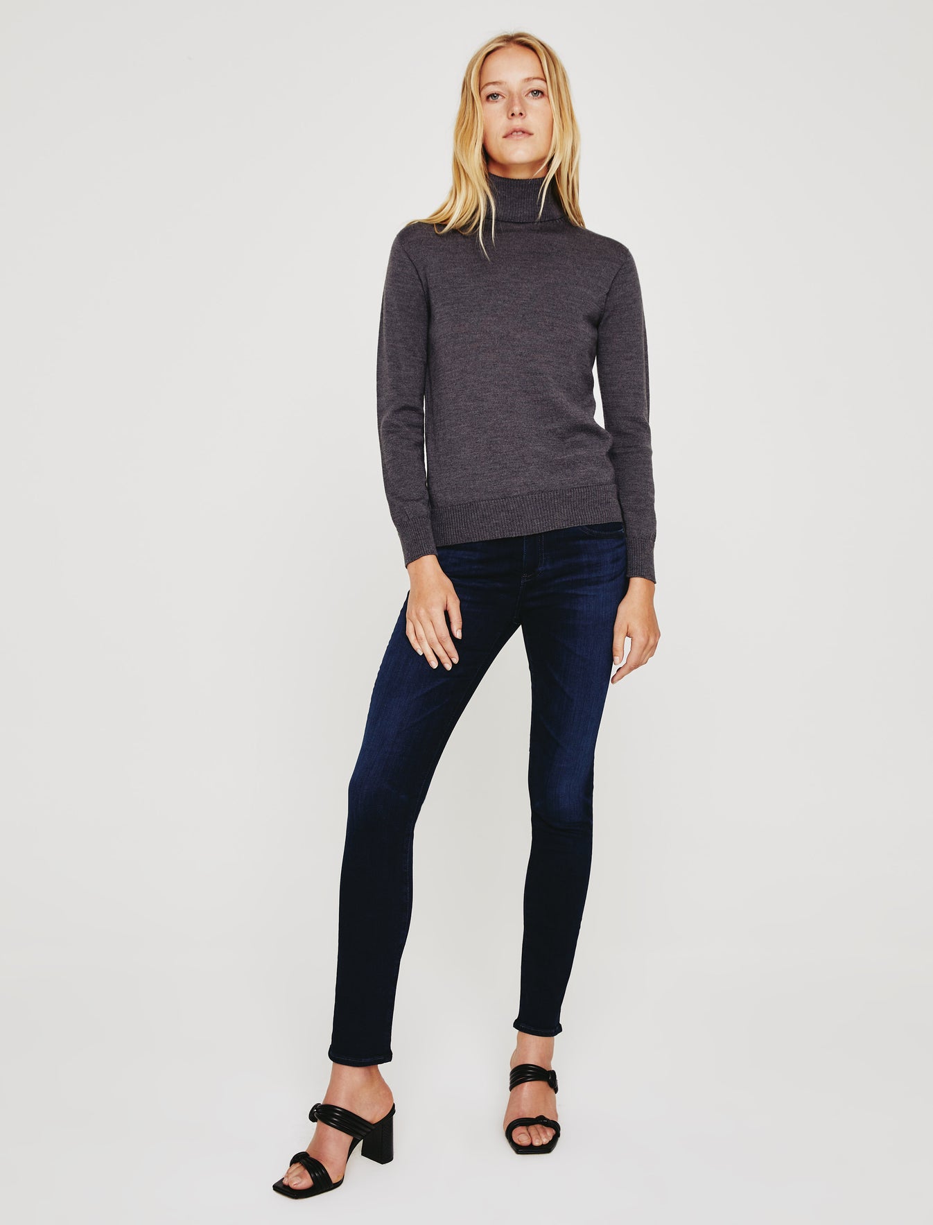 Zuri Turtleneck|Classic Fit Long Sleeve Turtle Neck Sweater